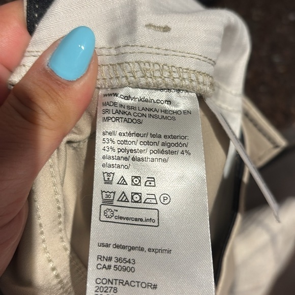 Men’s Calvin klein casual fit dress pants cream colour- 32x30 - Picture 6 of 7